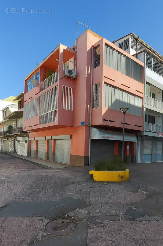 Appartement à POINTE-A-PITRE