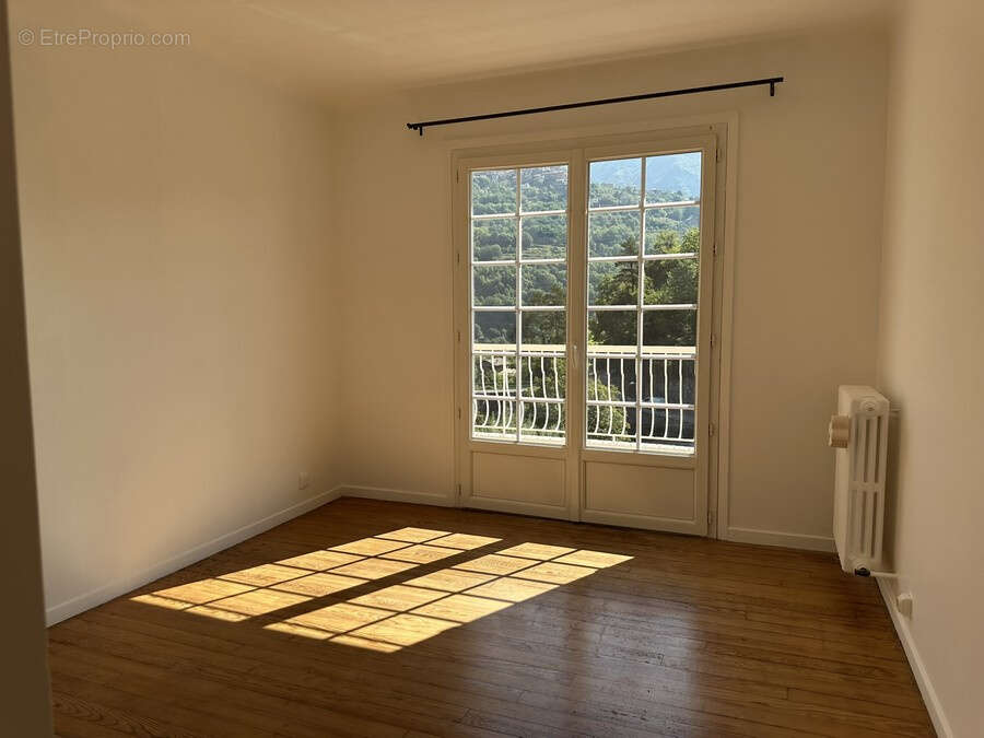 Appartement à ROQUEBILLIERE