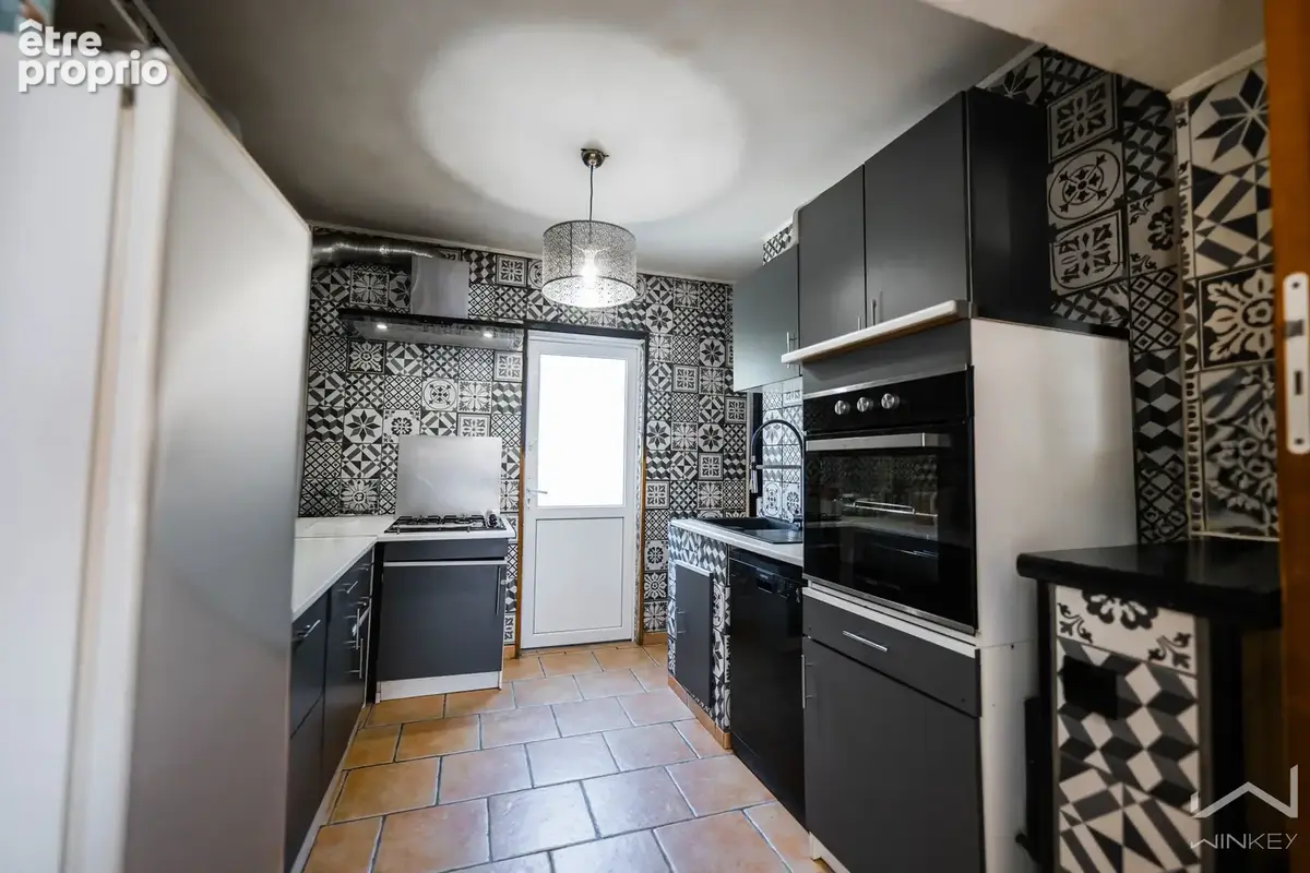 Maison individuelle avec studio indépendant - Faibles consommations énergétiques - photo 4