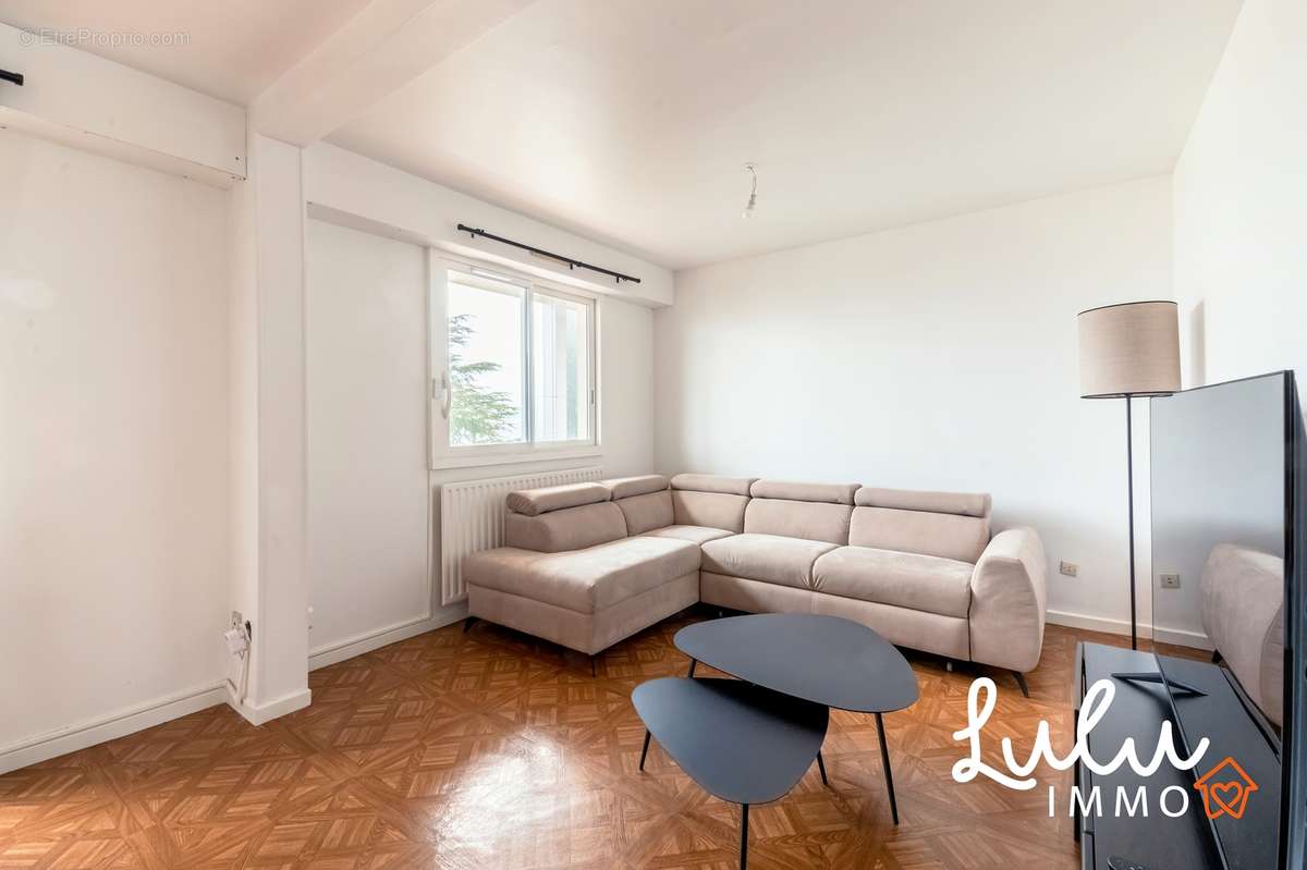 Champagne-au-mont-d'or - Appartement T3 72m2 Avec Deux Balcons  - photo 2