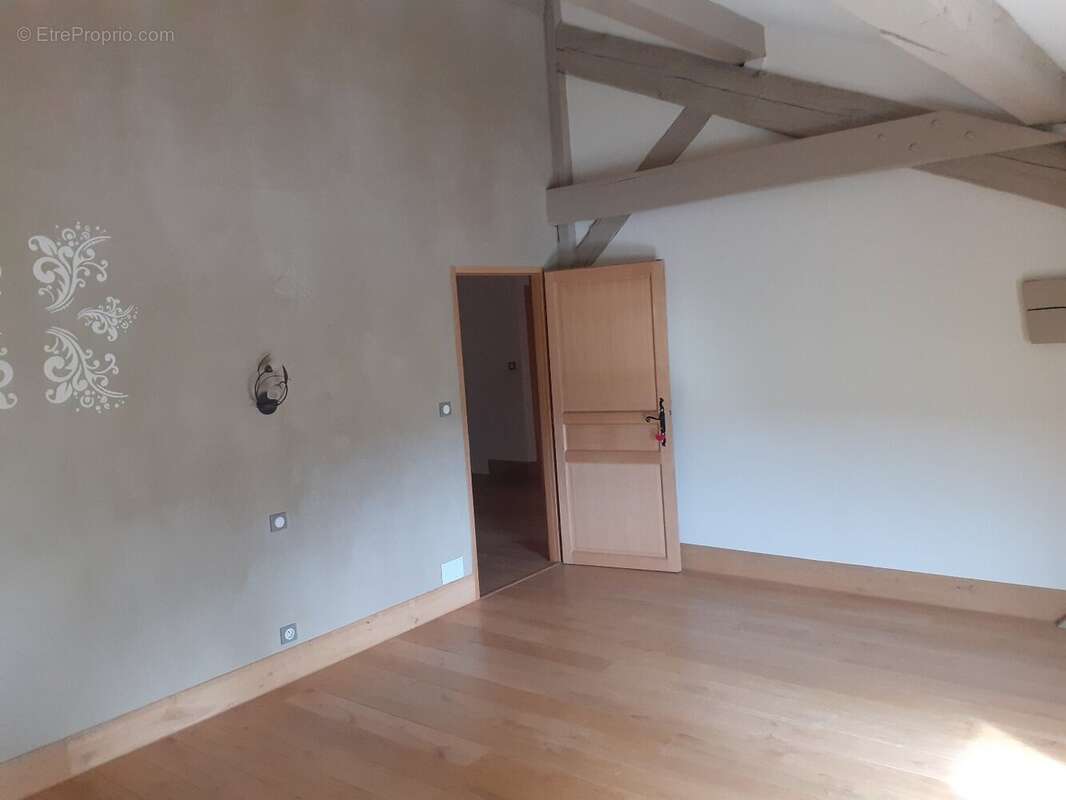 Maison à PUISSERGUIER