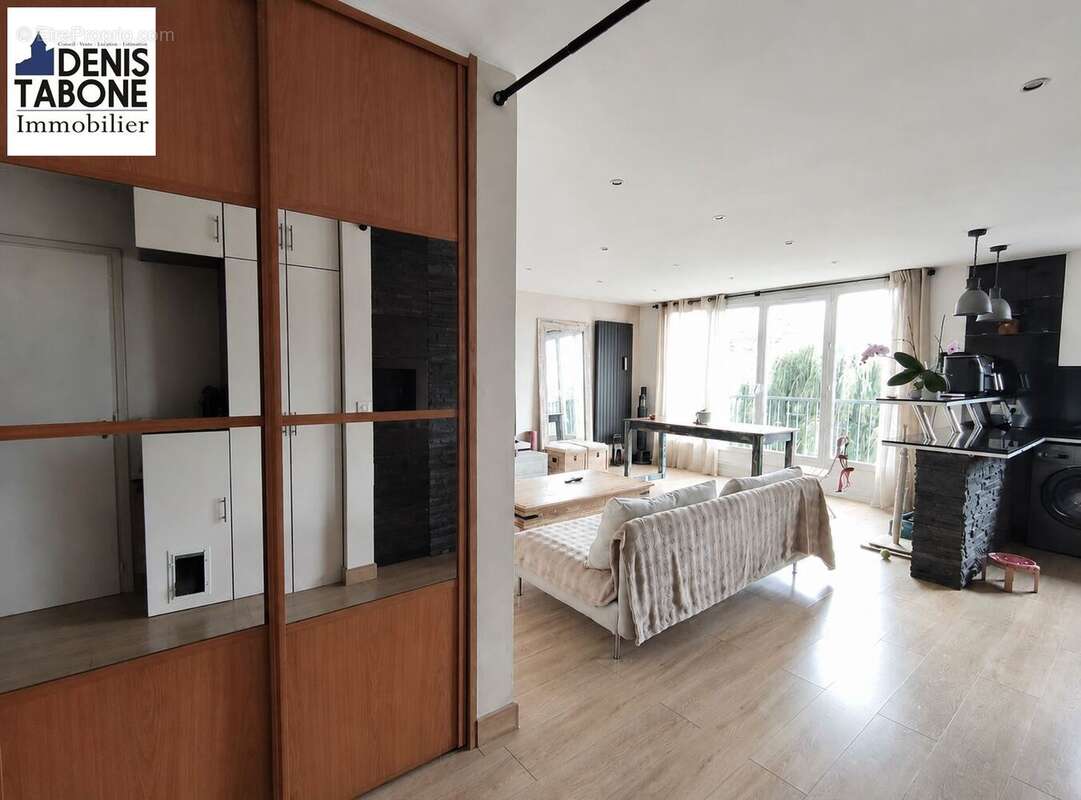 Appartement à MONTLIGNON