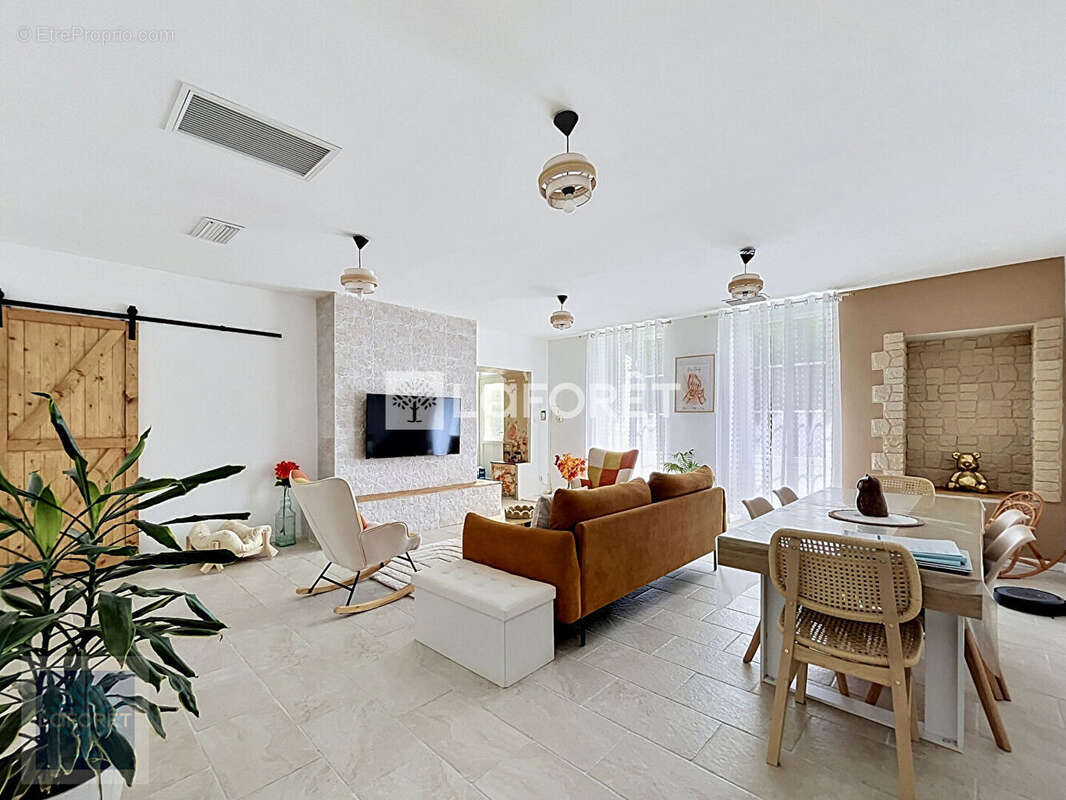 Maison de plain-pied avec studio indépendant et jardin - photo 13