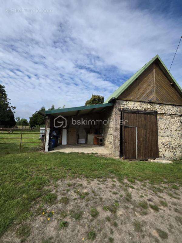 Maison à SAINTE-GAUBURGE-SAINTE-COLOMBE