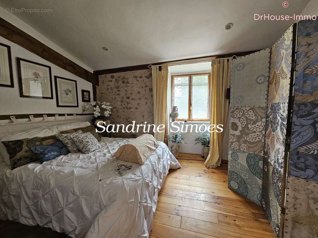 Maison 11 pièces 196 m² à vendre à Adriers (86430) - photo 27