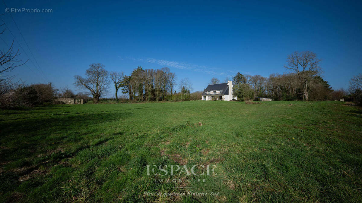 Terrain à CONCARNEAU
