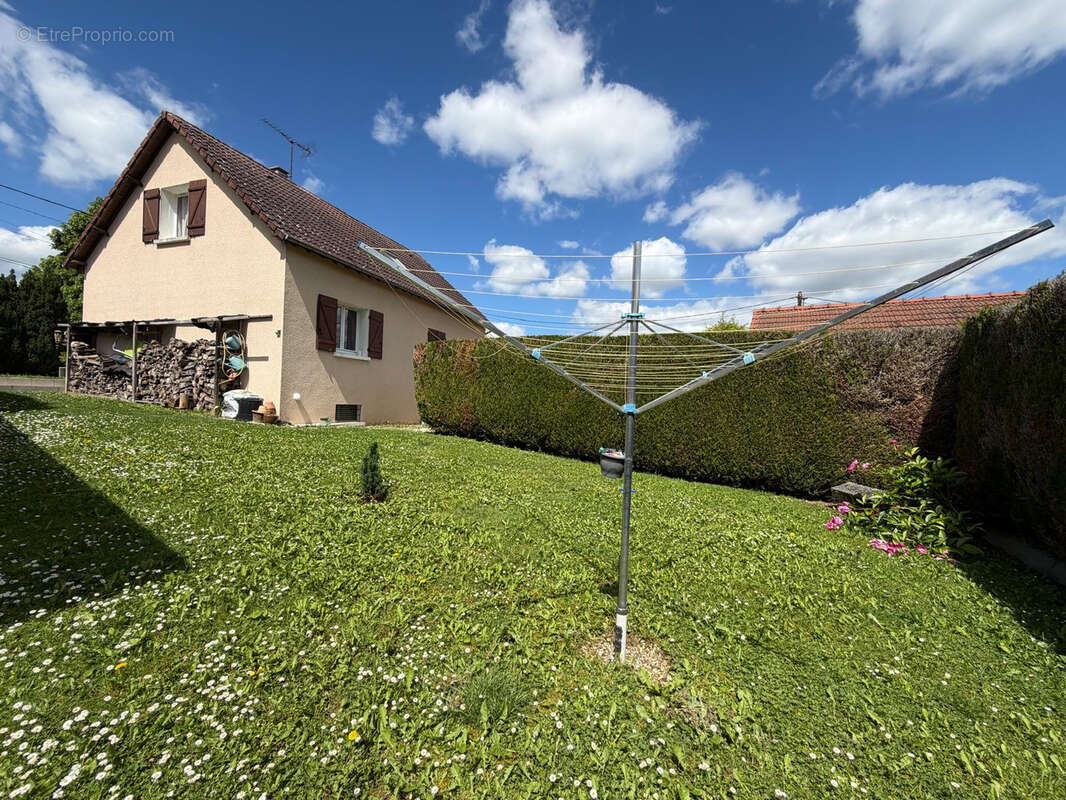 Maison à BREVIANDES