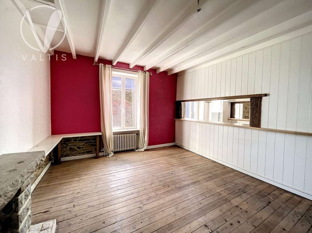 Maison à CORSEUL