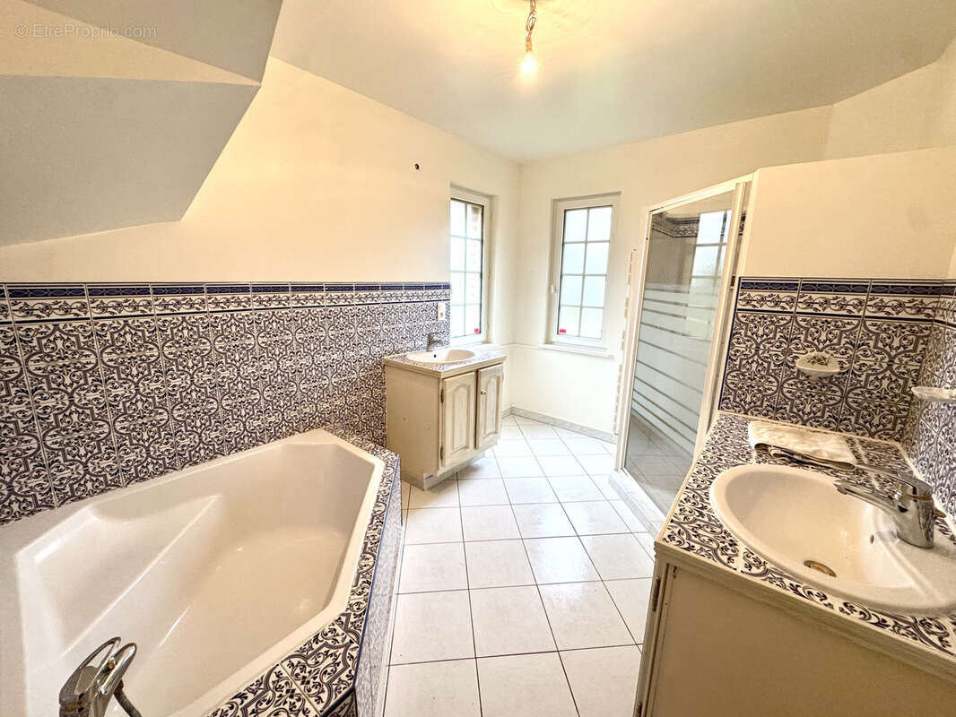 Maison à CHATEAU-L'ABBAYE