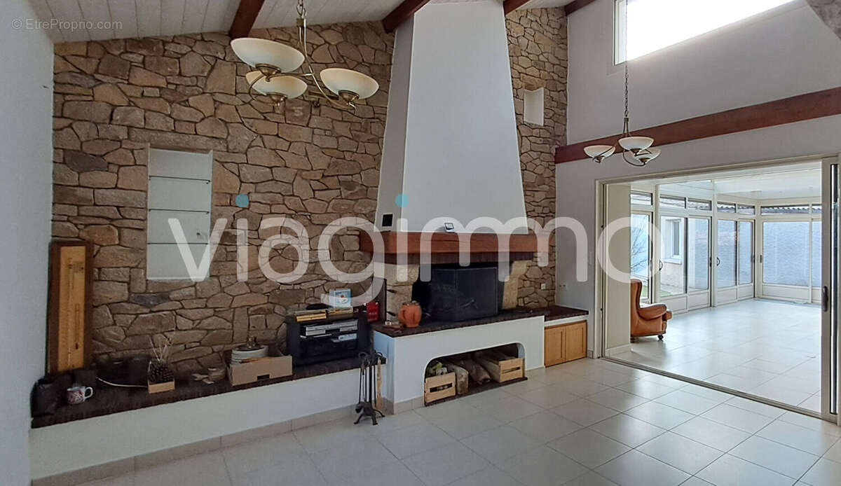 Maulévrier maison 211 - photo 5