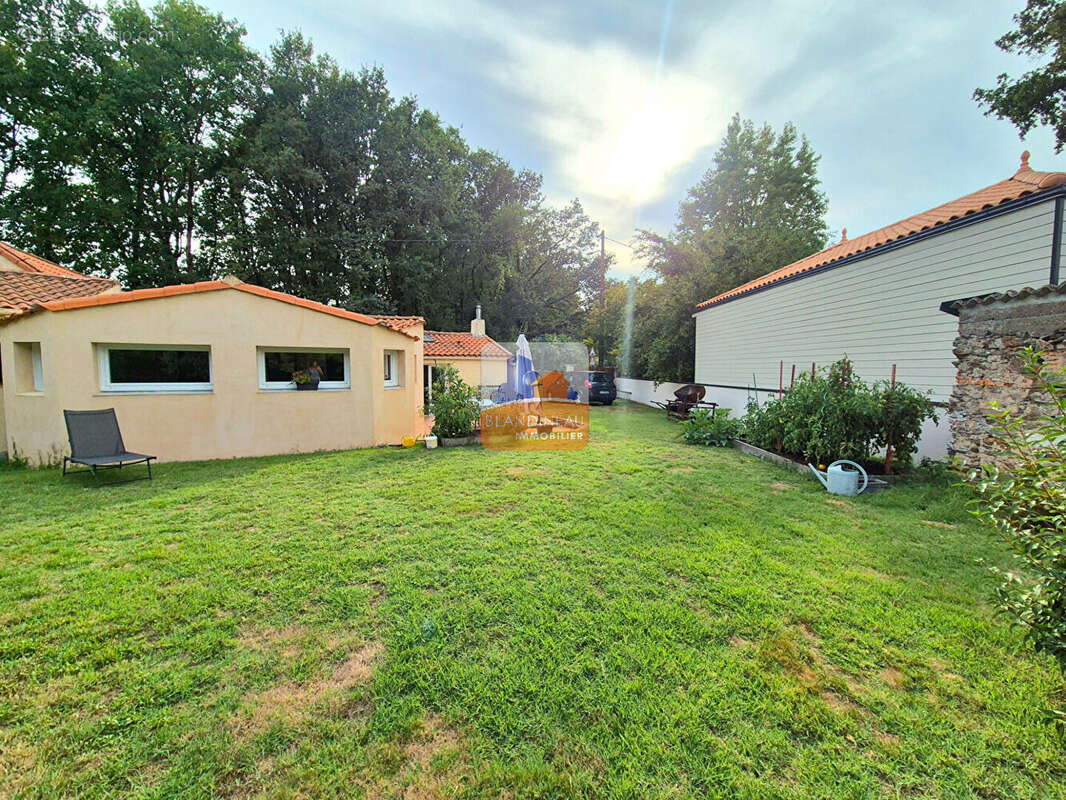 Maison à LA CHEVROLIERE