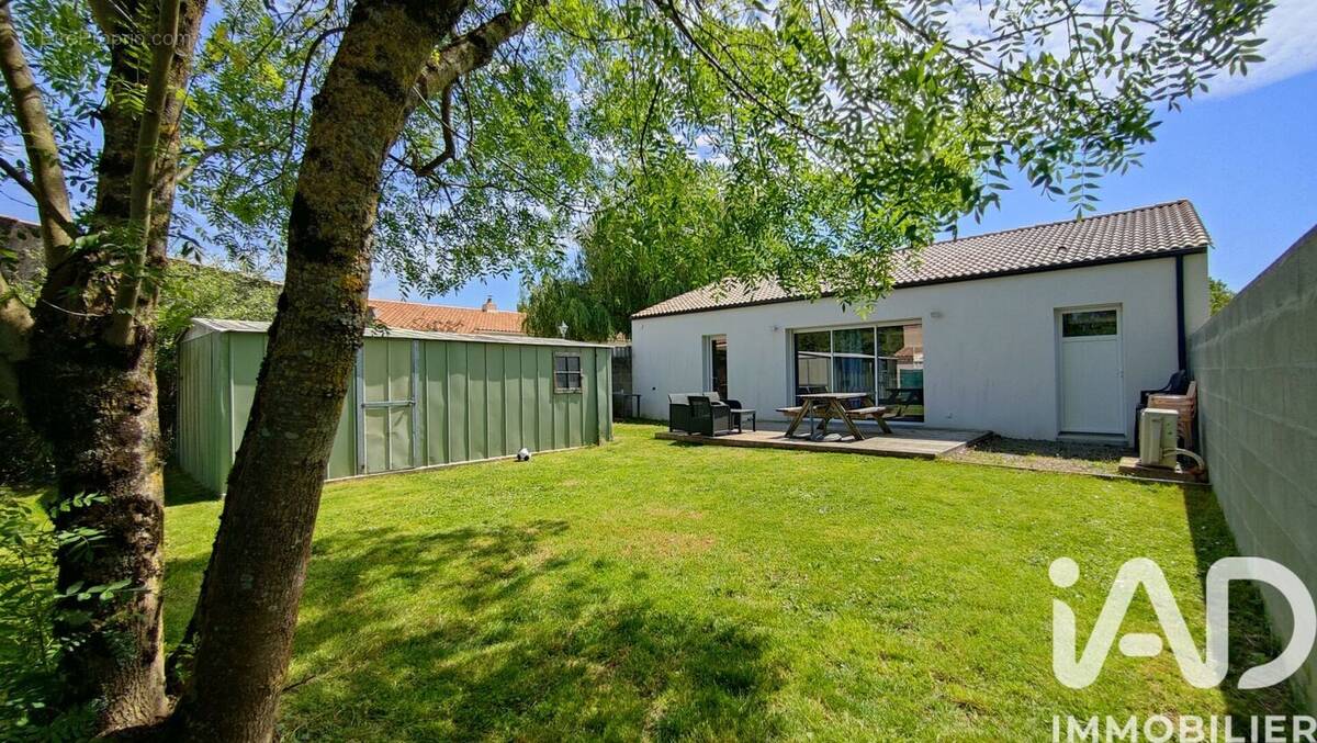 Photo 1 - Maison à GROSBREUIL