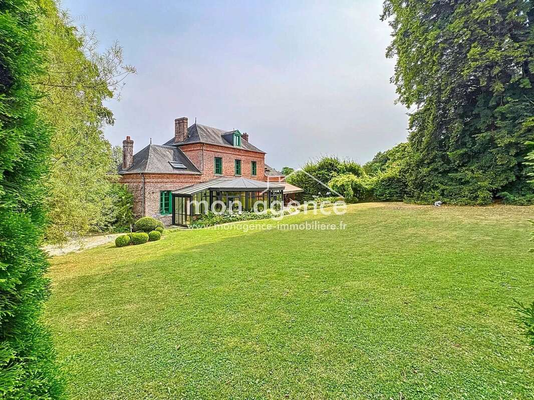 Maison à NEUFCHATEL-EN-BRAY