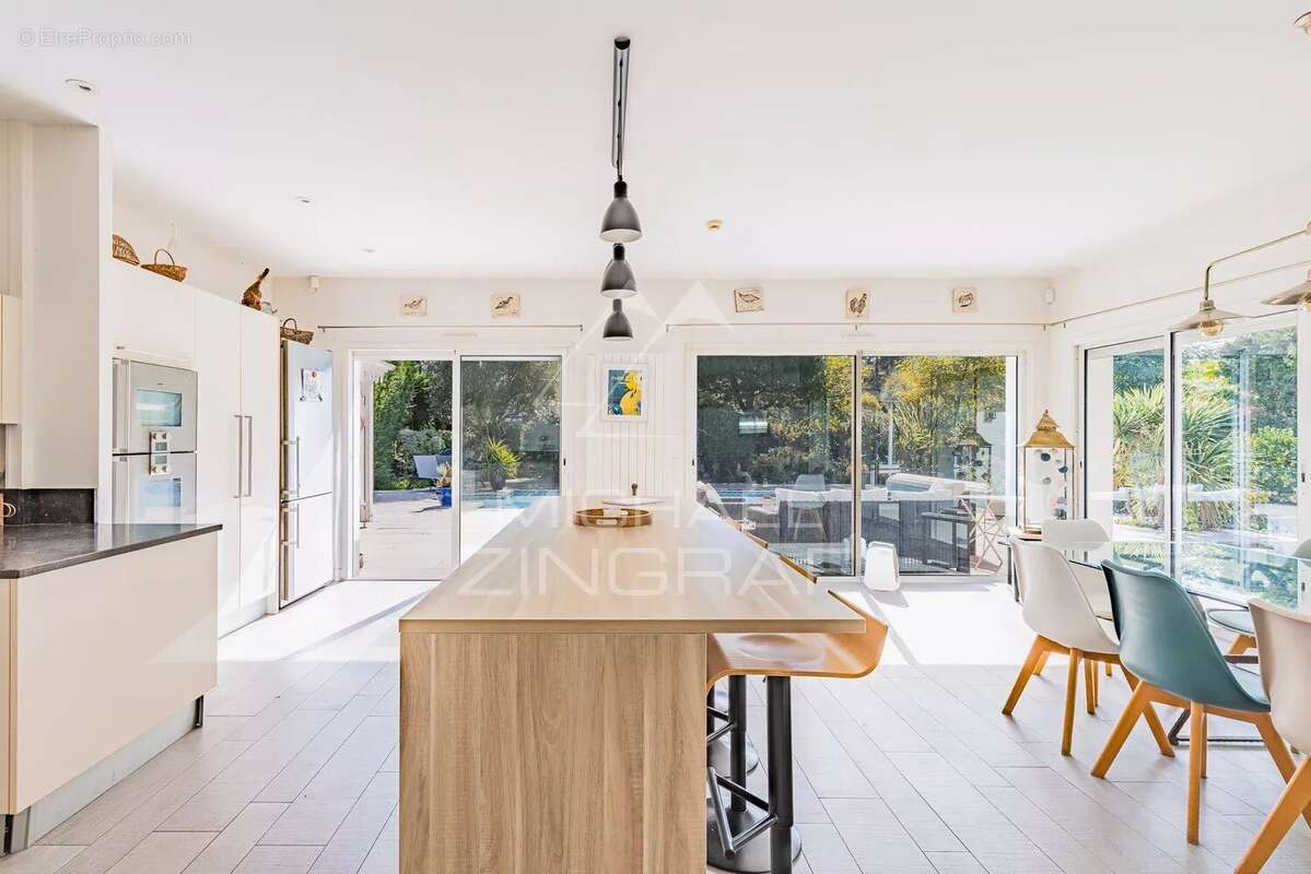 Maison à LE BOUSCAT