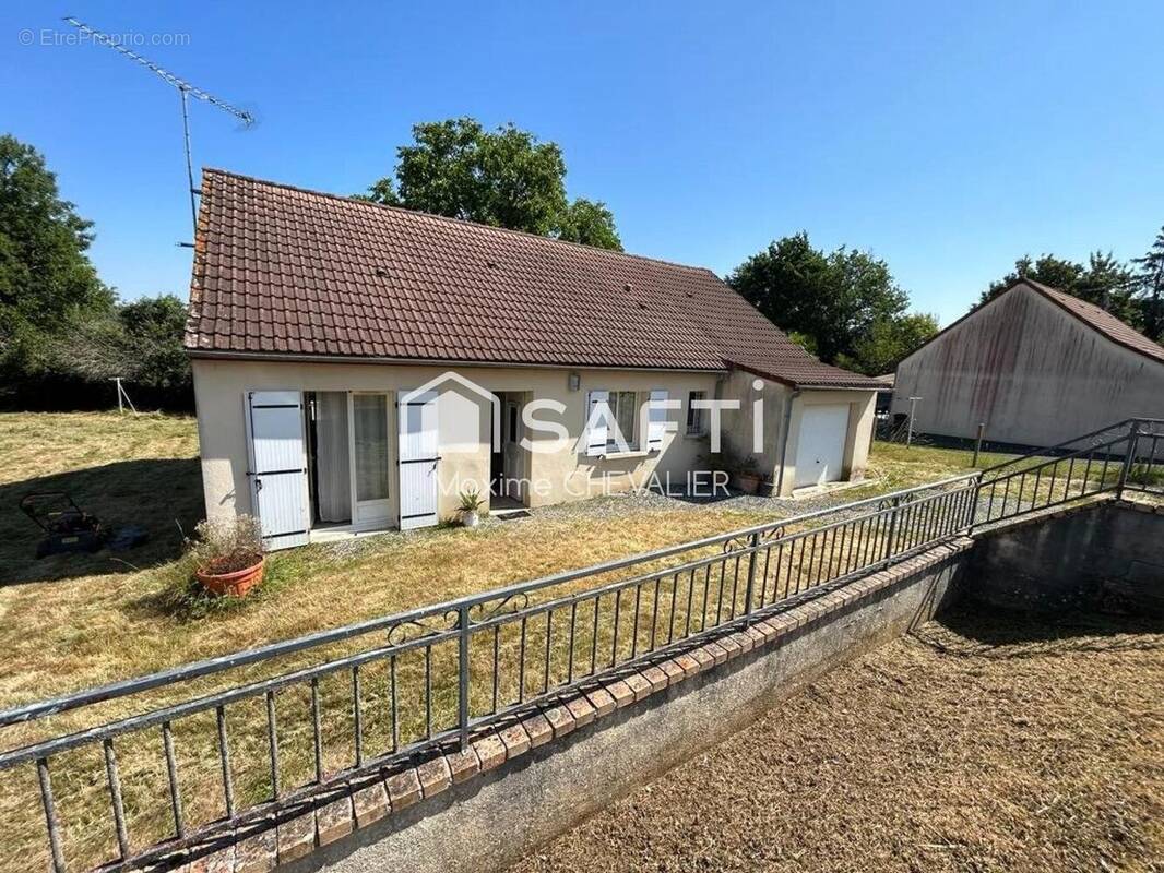 Photo 1 - Maison à MERS-SUR-INDRE