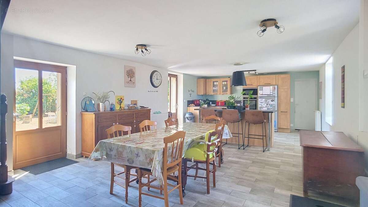 Maison Chauvigny 4 pièce(s) 132 m2 - photo 5