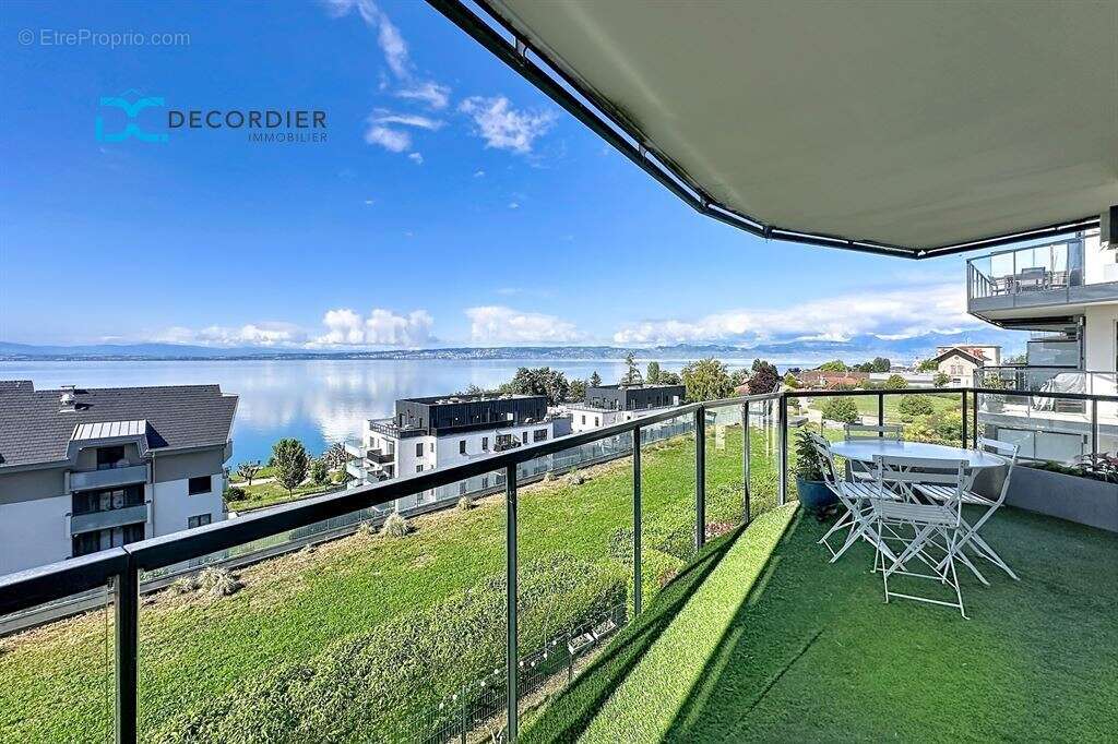 Appartement à EVIAN-LES-BAINS