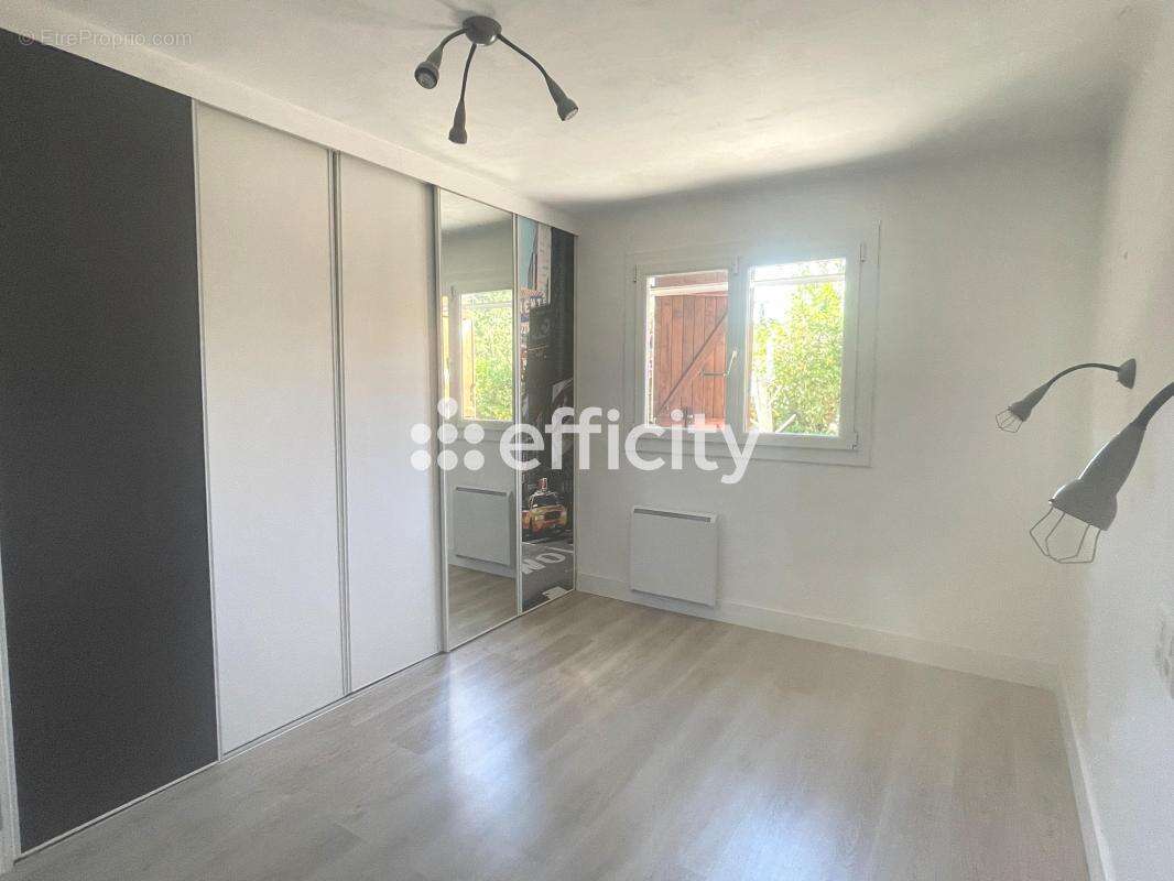 Maison 87 m² à Roquebrune-Sur-Argens  - photo 4
