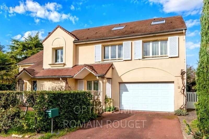 Maison à CROISSY-SUR-SEINE