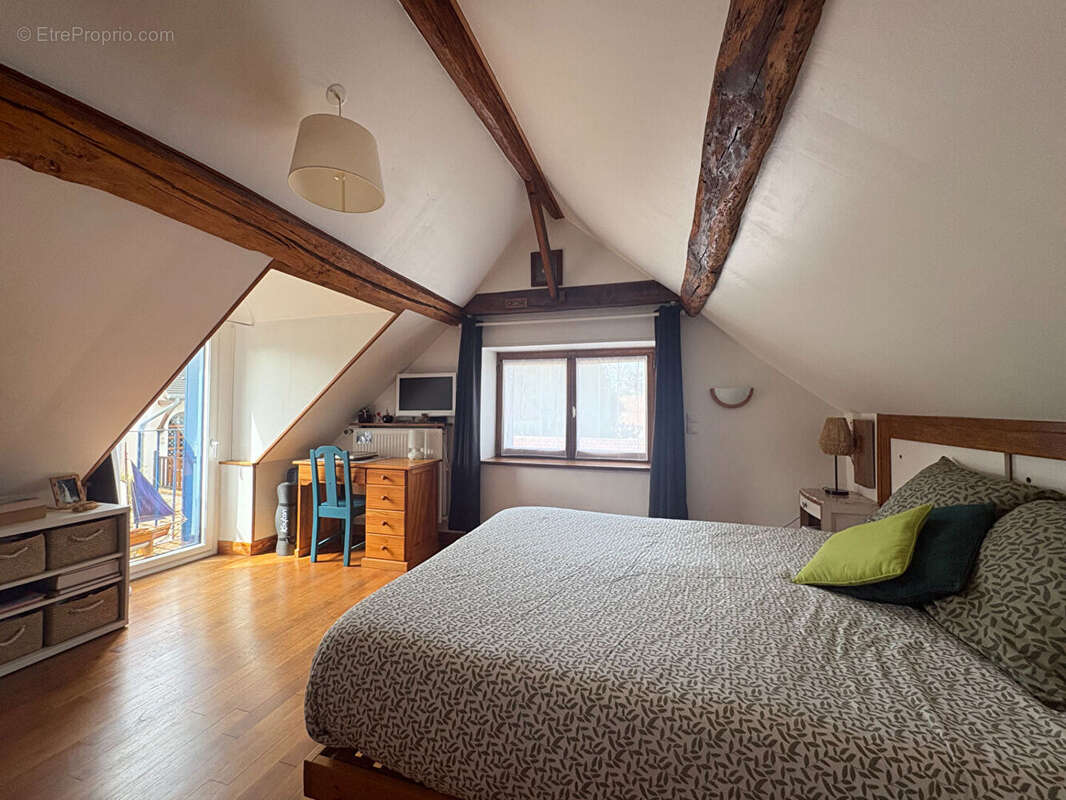 Maison à LE CHATELET-EN-BRIE
