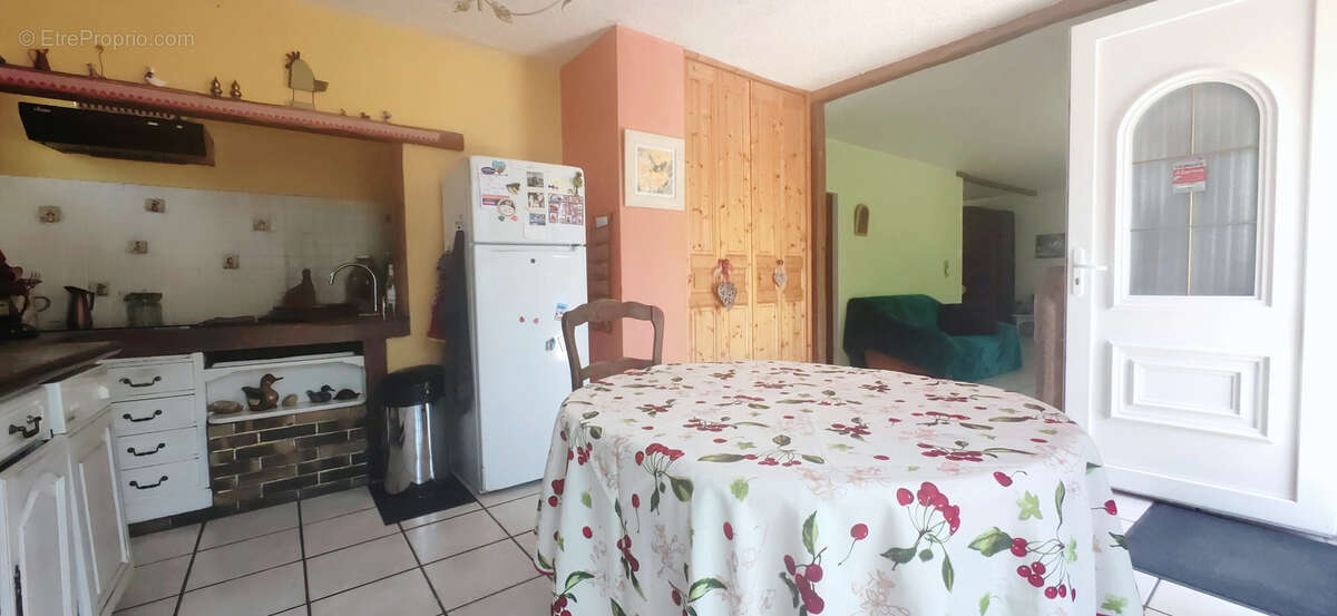 Plain pied de 94m2 - terrain 4200m2 - photo 2