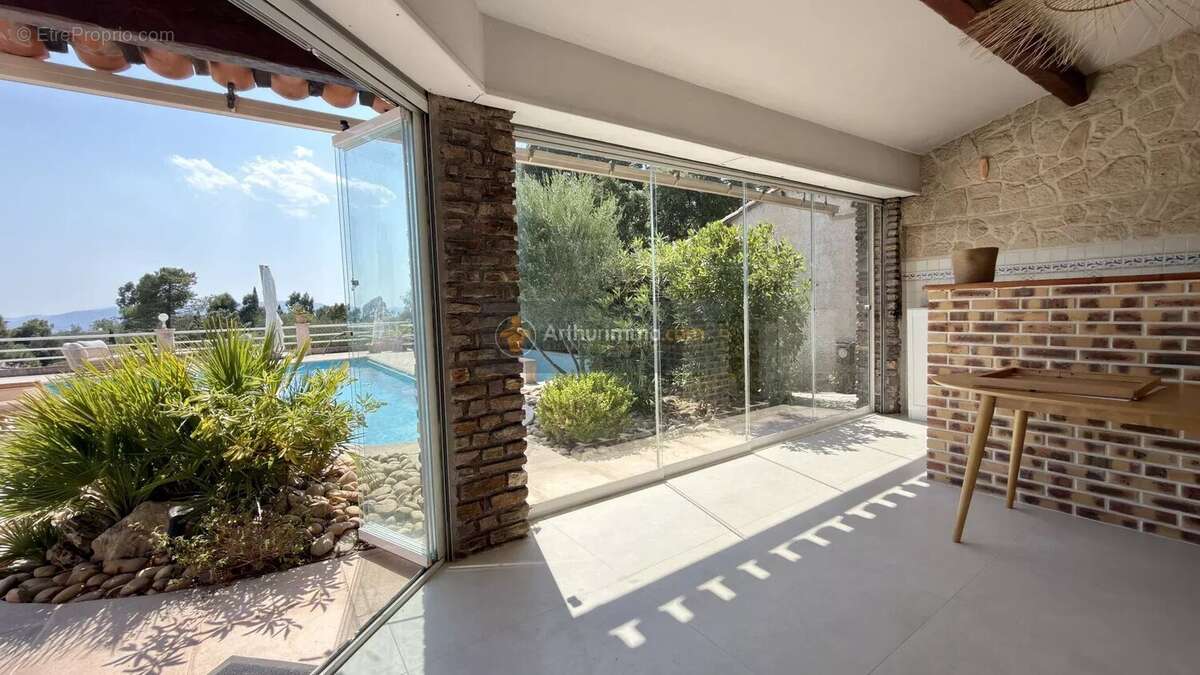 Maison 116 m² à Frejus  - photo 9