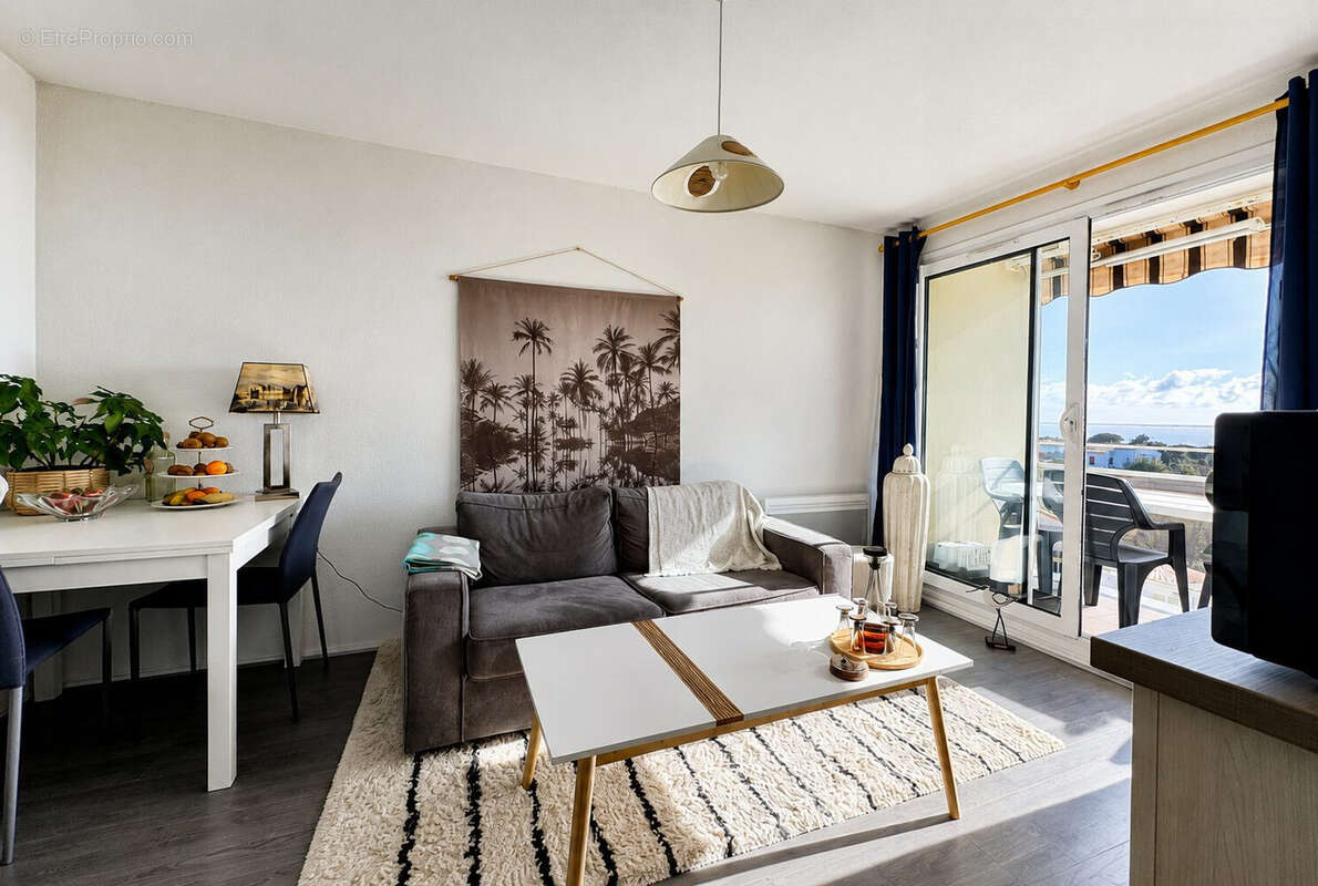 Appartement 30 m² à Royan  - photo 3
