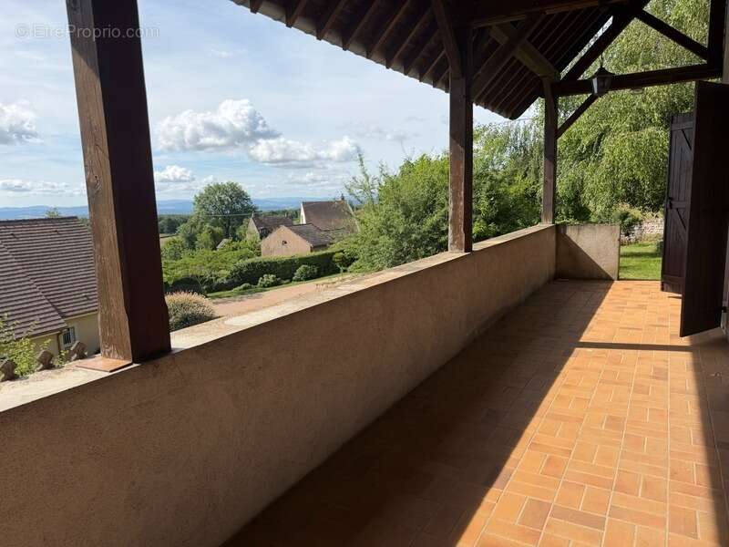 Maison à vendre 8 pièces 194m2 MONT SAINT VINCENT (71) - photo 2