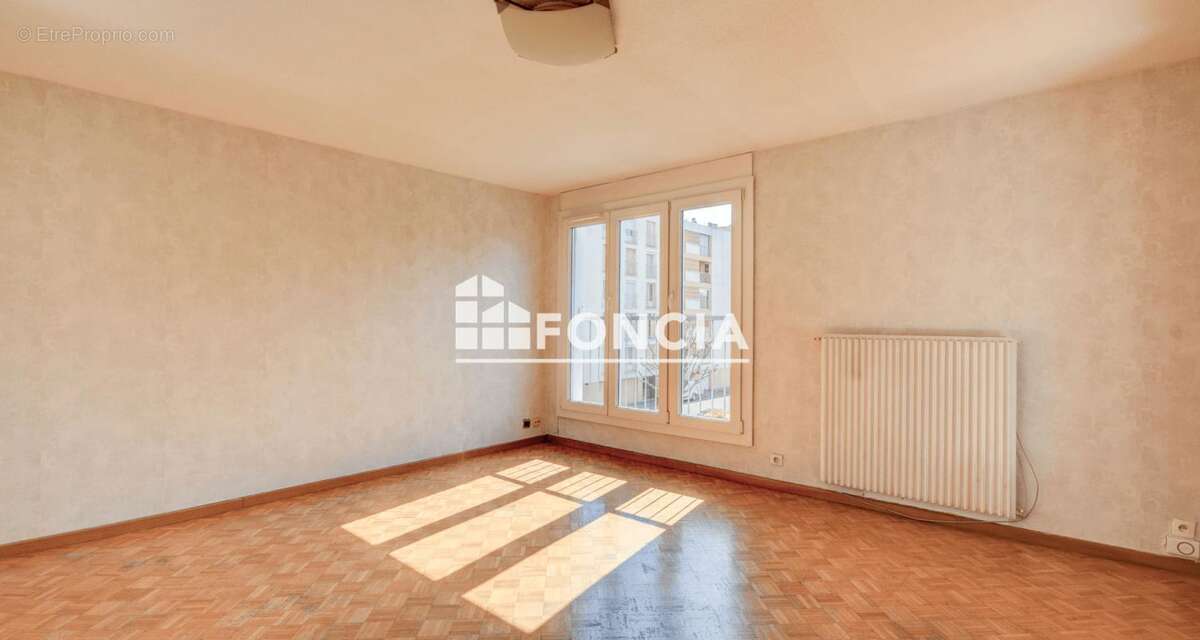 Appartement à MARSEILLE-10E