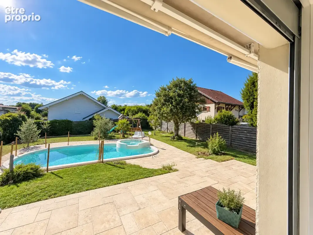 ALLINGES   Maison de 152 m2, 7 pièces, avec vue sur le château   À vendre - photo 6
