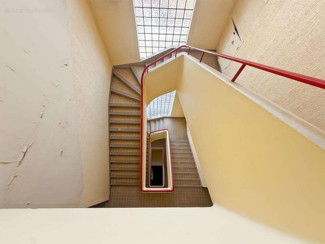 Immeuble de caractère à fort potentiel – Centre-ville de Laon - photo 9