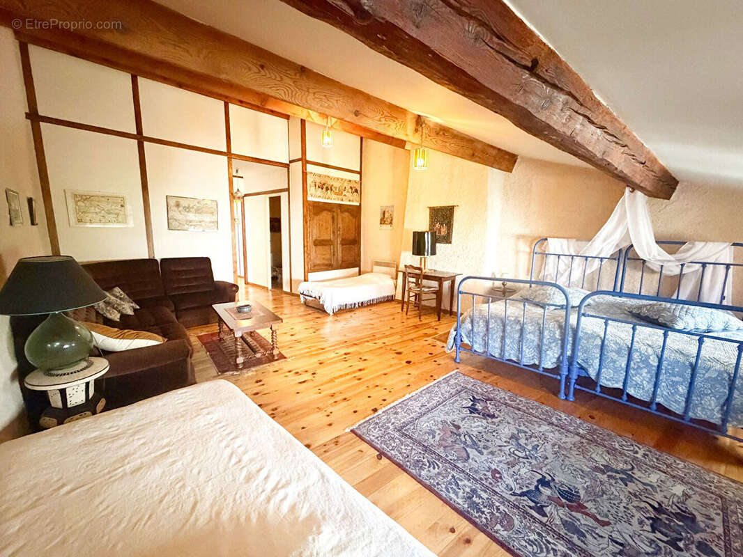 Maison 12 pièces de 390 m2 - photo 13