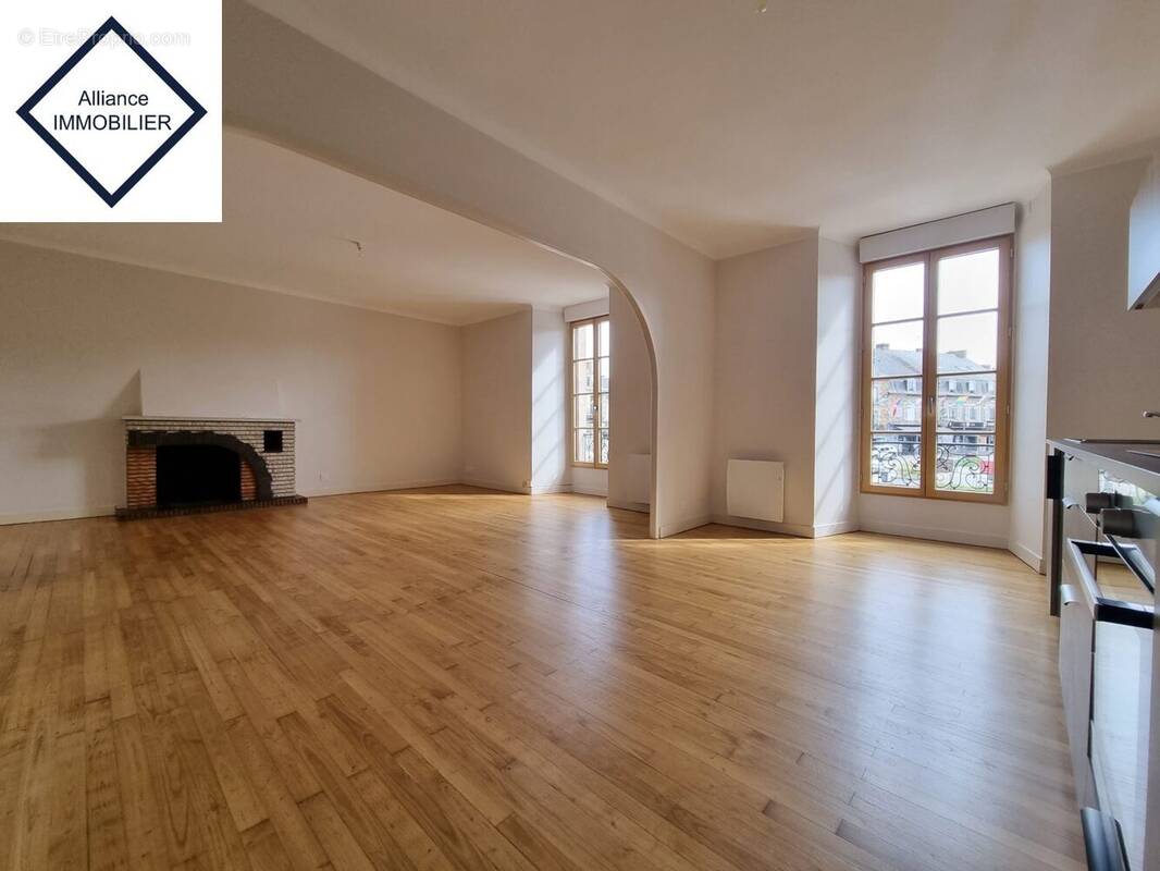 Appartement à MONTAUBAN-DE-BRETAGNE