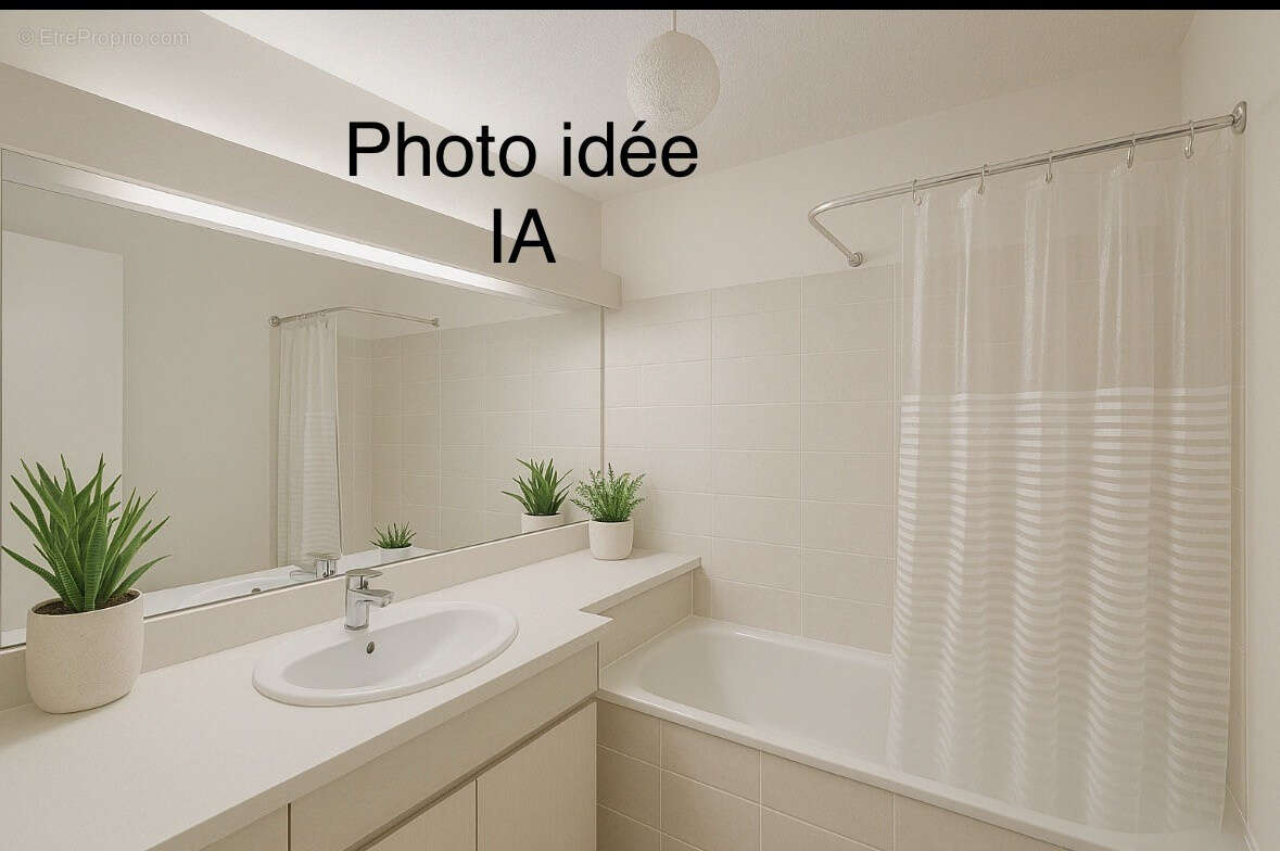 Appartement à MAUGUIO