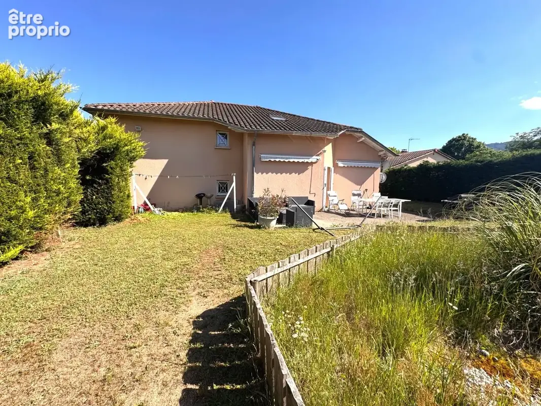 Maison 5 pièces 119 m² à vendre à Saint-Alban-Les-Eaux (42370) - photo 9