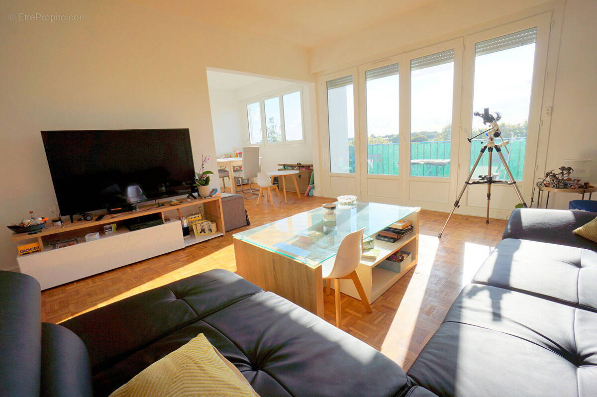 Appartement à AUBERGENVILLE