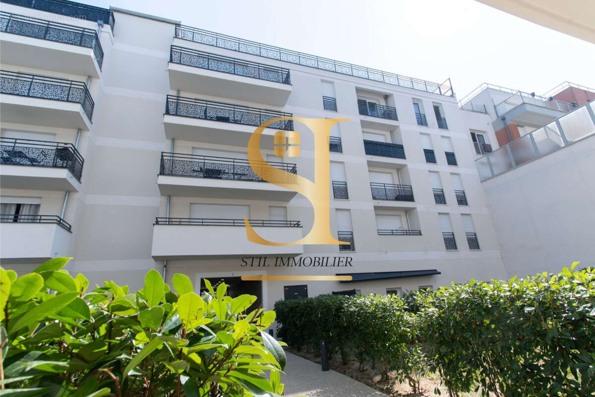 Appartement à VIGNEUX-SUR-SEINE