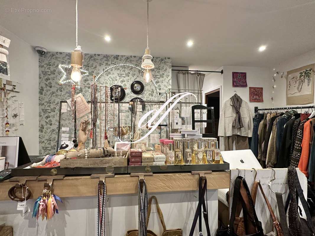 Commerce à PARIS-14E