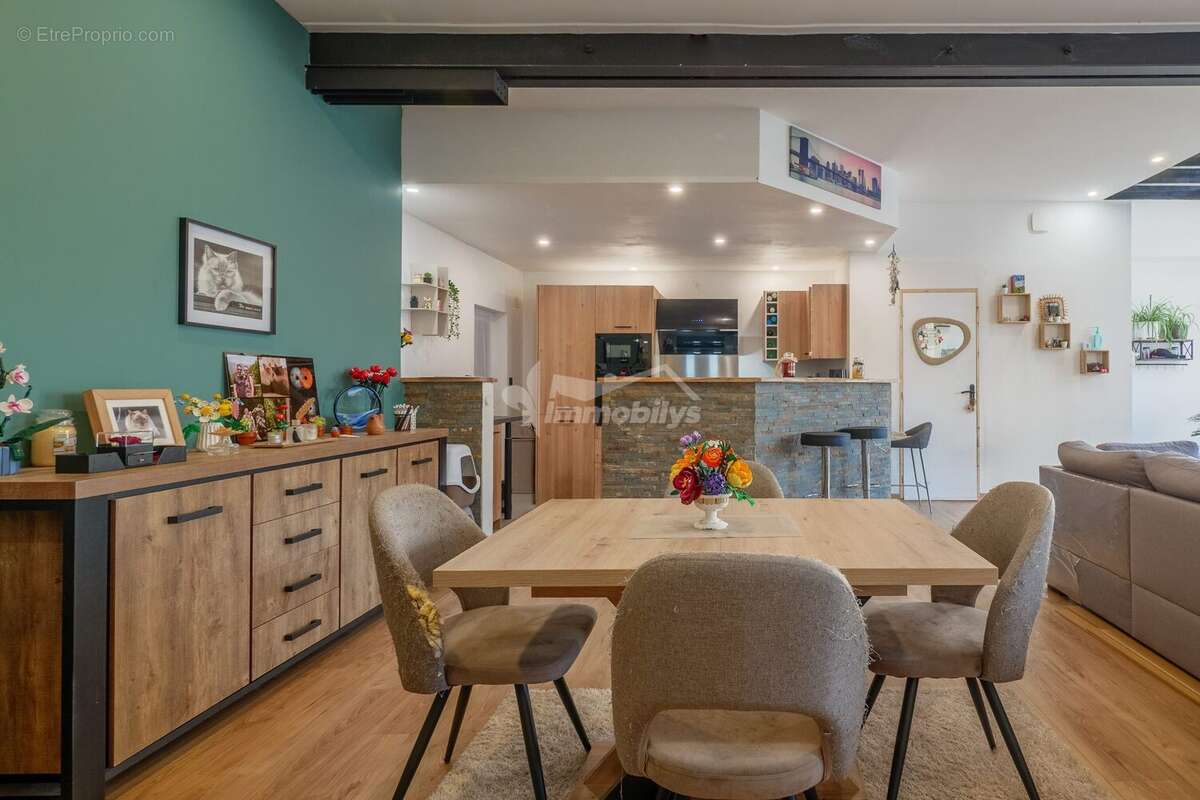 Maison à OULCHY-LE-CHATEAU