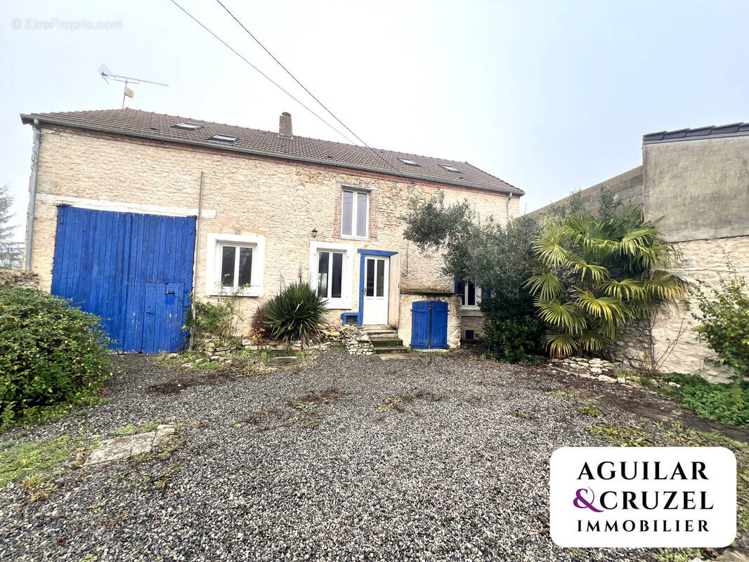Maison à POISIEUX