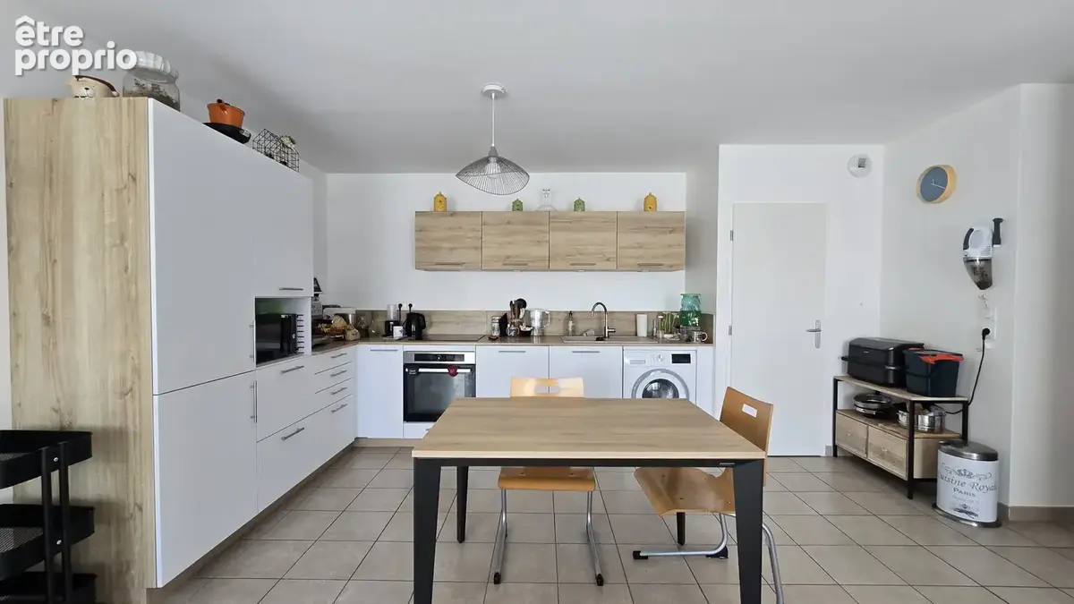 3 pieces au pied des commerces - neuf - 2 chambres - 2 parking - photo 3