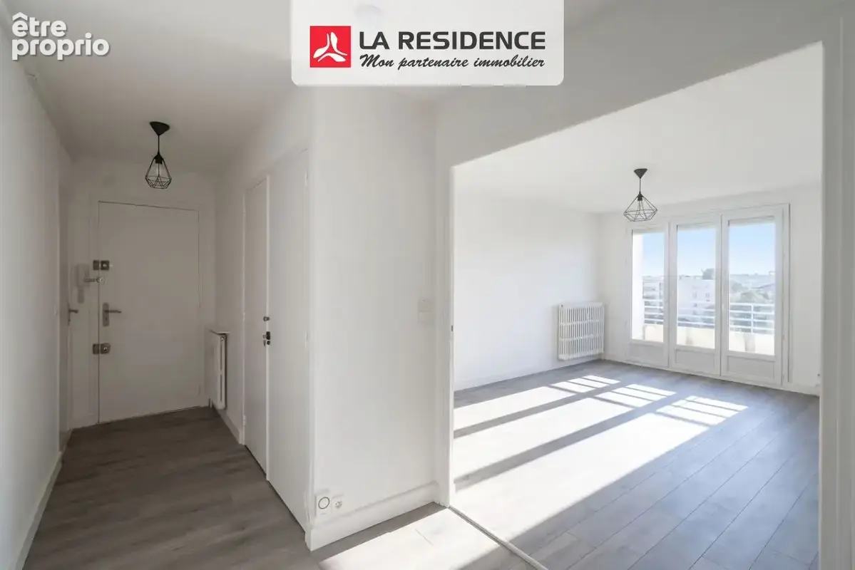 Appartement 79 m² à Valence  - photo 2