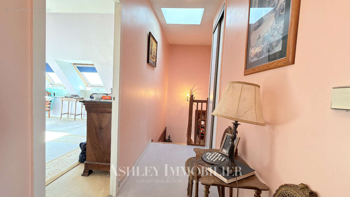 À vendre duplex dernier étage vue mer et terrasses - photo 7