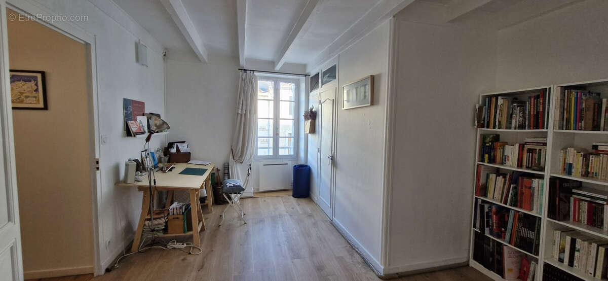 Maison à MORTAGNE-SUR-GIRONDE