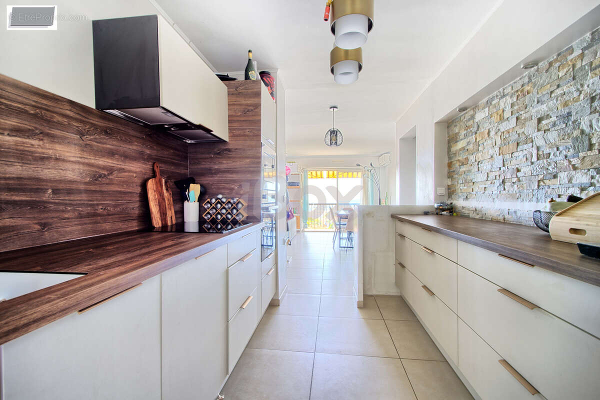 TOULON Bas Faron Appartement 2 chambres avec stationnement privatif - photo 8