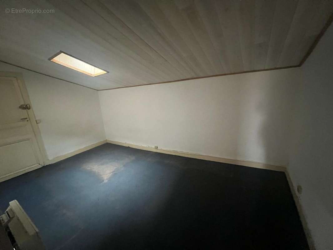 Chambre  - Appartement à BORDEAUX