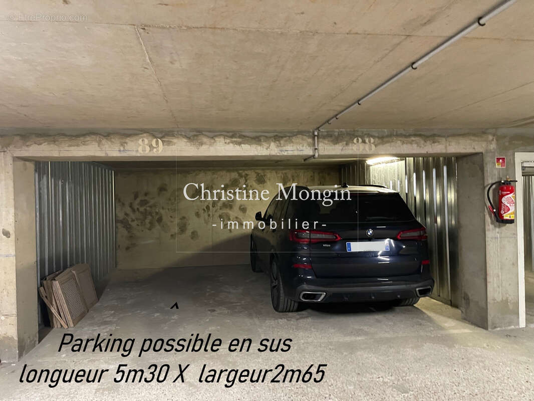 2 Pièces refait à neuf avec balcon (parking possible en sus). Neuilly sur Seine Mo Pont de Neuilly - photo 16