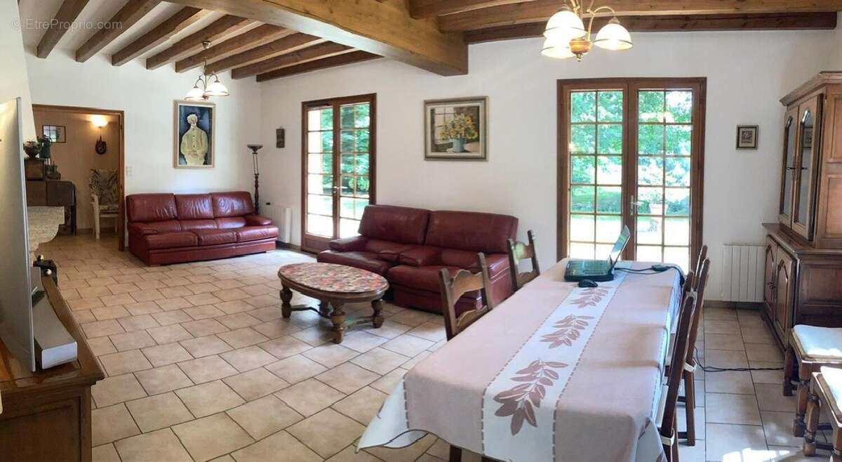 Maison 174 m² à Echourgnac  - photo 4