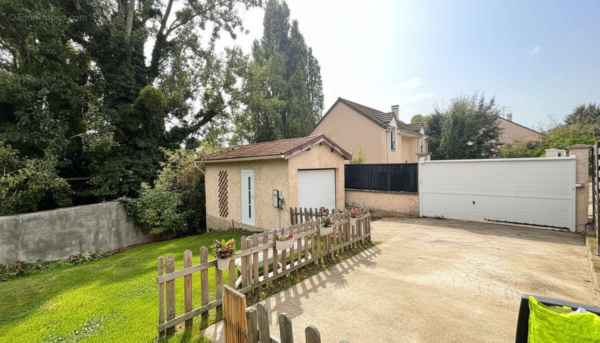 Maison à JOUARS-PONTCHARTRAIN