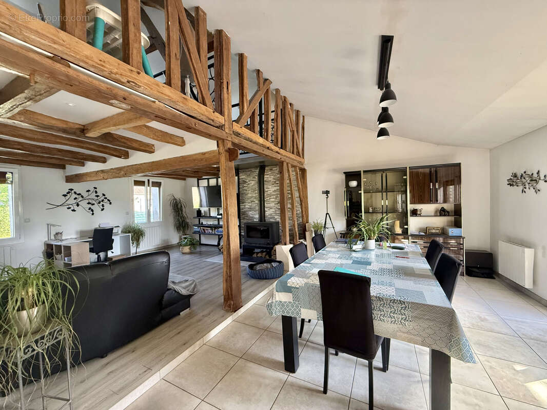 Maison à MARINES